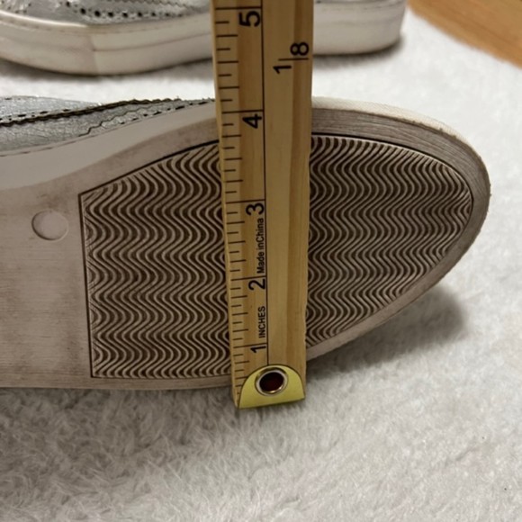 Steven by Steve Madden Allister Metallic Silver Lace Up Sneakers Size 9.5M - Picture 12 of 12